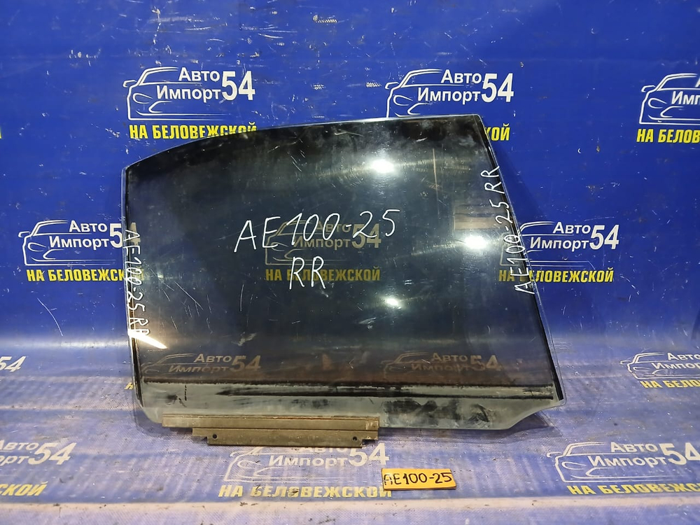 Стекло двери задней правой TOYOTA SPRINTER 1991
