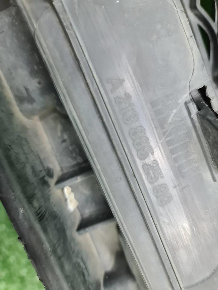 Бампер передний Mercedes E W213 16-21 AMG В сборе