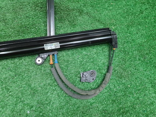 Шторка двери задняя Range Rover Vogue 5 L460 21-нв