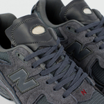 кроссовки New Balance 2002R Phantom