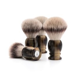 Помазок MUEHLE CLASSIC, фибра высшей категории Silvertip, смола, цвет рога, размер S (39 K 252)