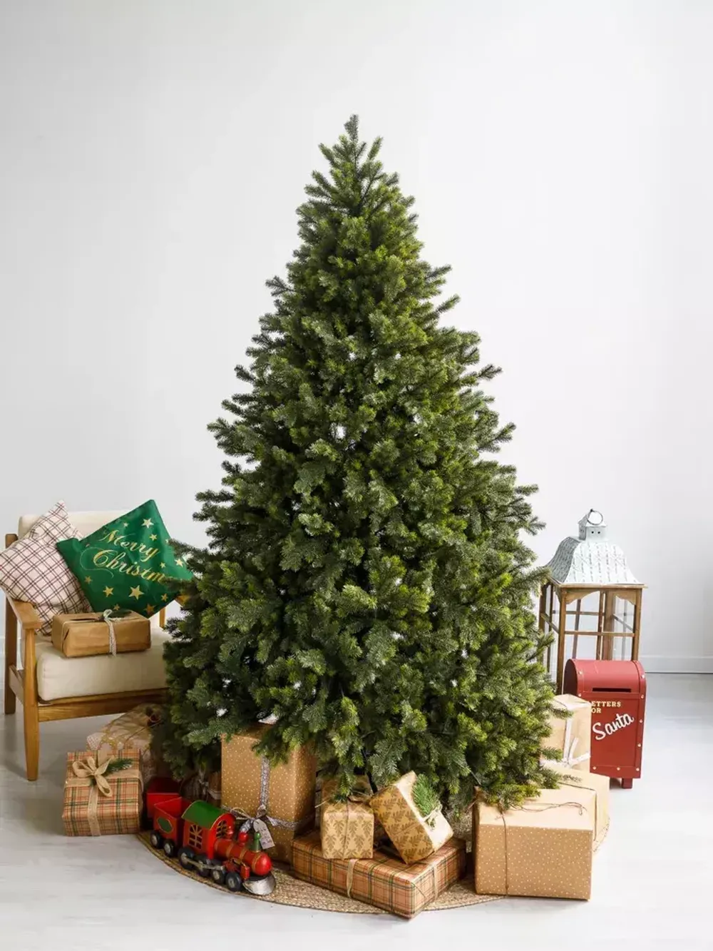 Искусственная ель «Леано» (Литая хвоя) от 1.8 до 2.4 м