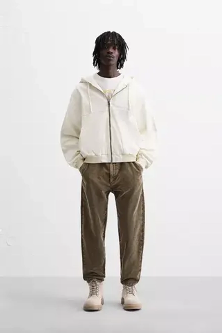 ZARA ВЕЛЬВЕТОВЫЕ БРЮКИ CARROT FIT, КОРИЧНЕВЫЙ