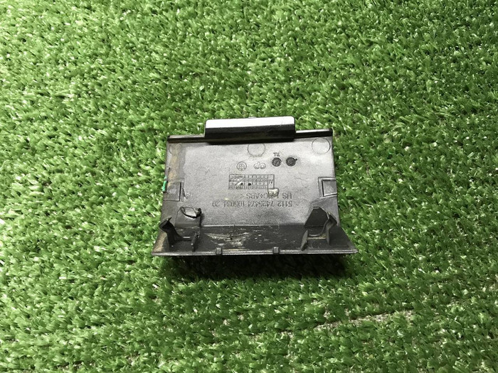 Заглушка буксировочного крюка BMW X5 G05 (18-23)