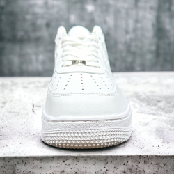 Nike Air Force 1 Low • White