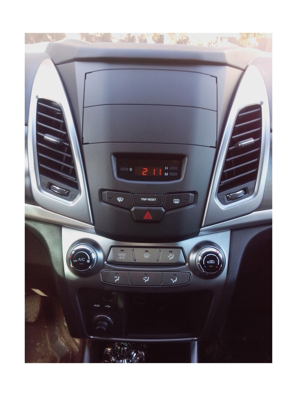 Комплект рамки с разъёмами 7" SsangYong Actyon 2 2013+ 2 Din - Car-Smart 7006H7