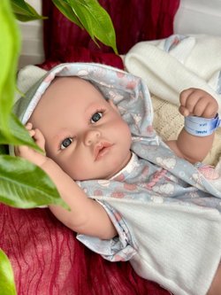 Кукла Berbesa виниловая 42см Martina (5507K)