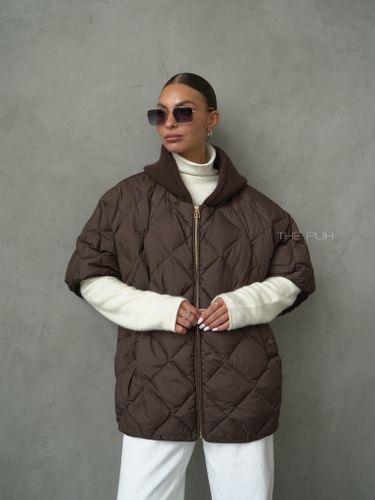 Шоколадный жилет с трикотажным капюшоном