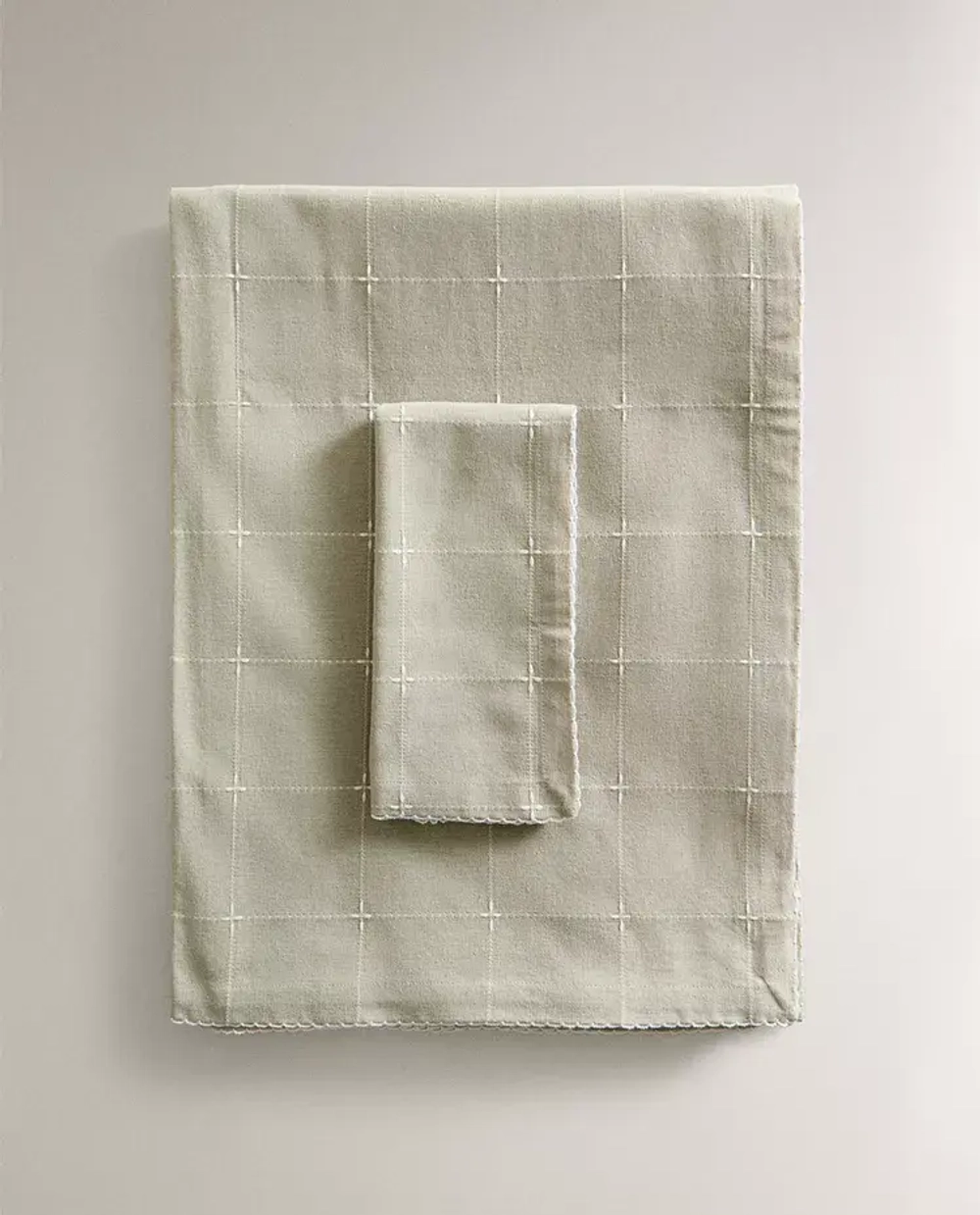 ZARA HOME ХЛОПКОВАЯ СКАТЕРТЬ, ЗЕЛЕНЫЙ