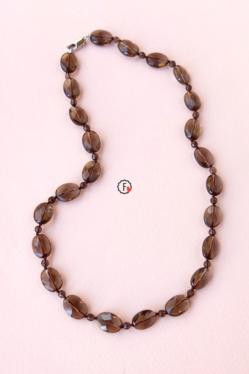 Бусы из раухтопаза овалы