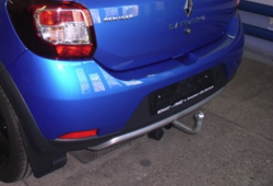 Фаркоп с оцинк. шаром Renault Sandero Stepway 2009-2014 крепление шара на двух болтах, (без электрики, паспорт и сертификат в комплекте) Motodor.91704-A