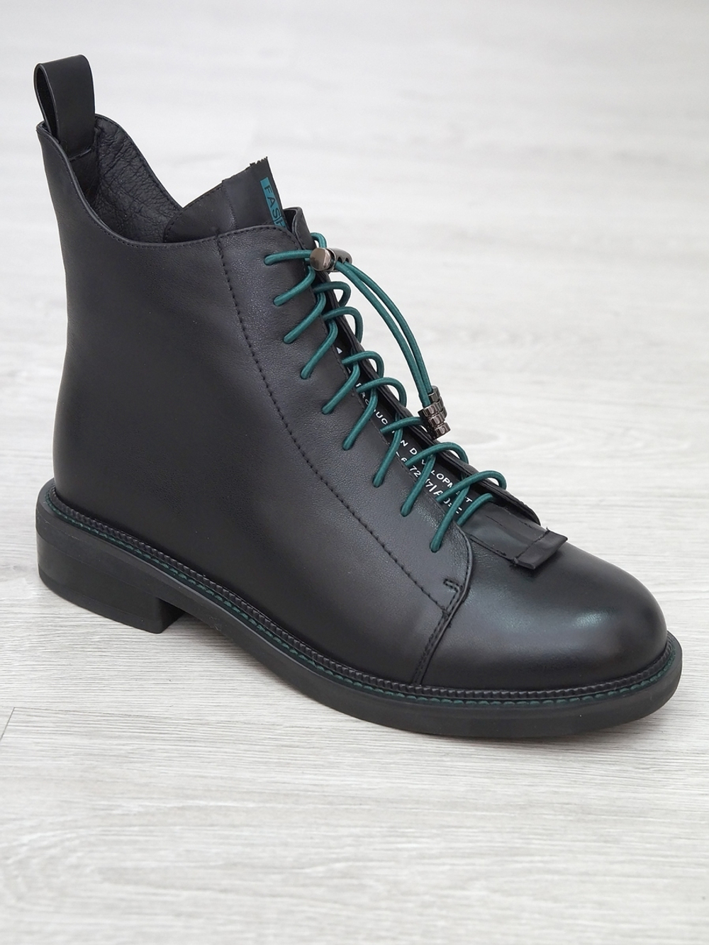 Ботинки женские зимние