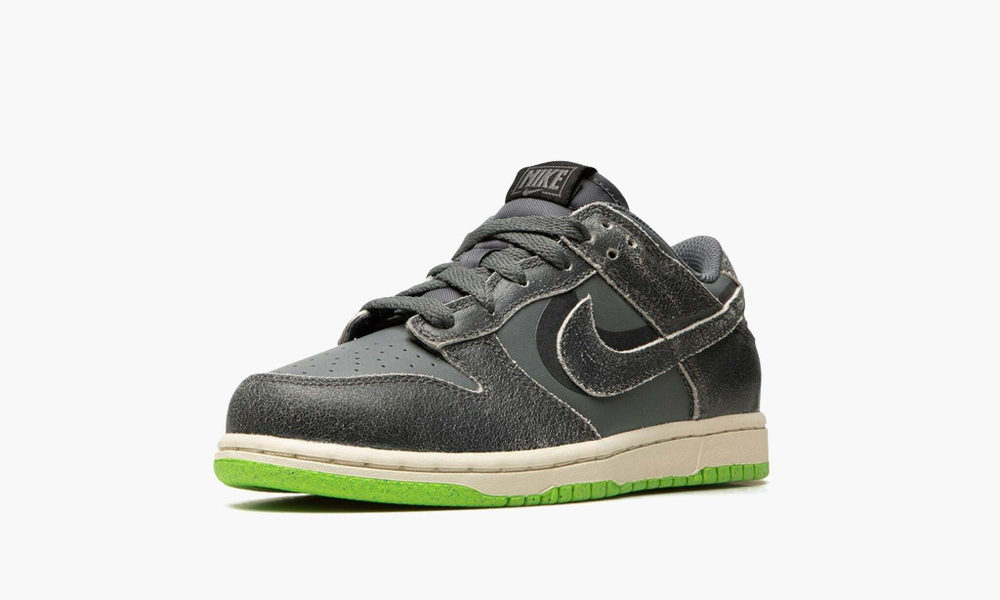 Dunk Low PS "Halloween 2022"