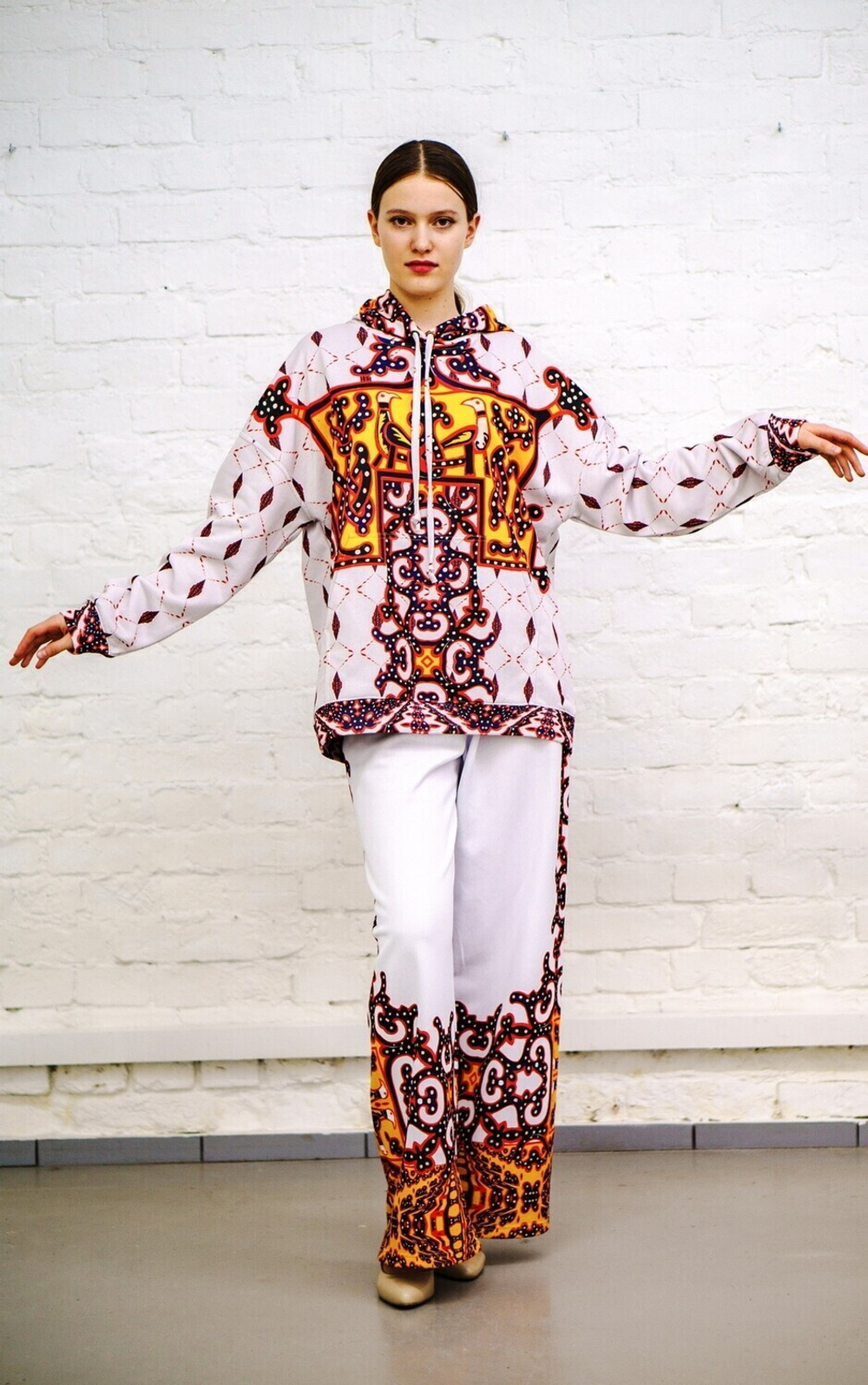 Комплект (худи и брюки) "Славянские узоры"