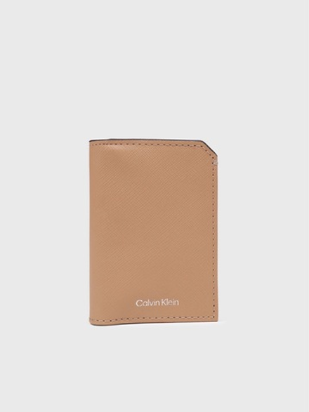 Кошелек Calvin Klein Refined Saffiano Compact Bifold Burro