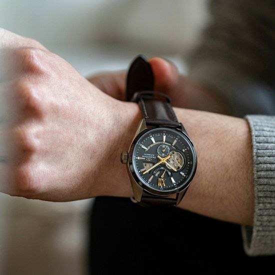 Наручные часы Orient RE-AV0115B00B