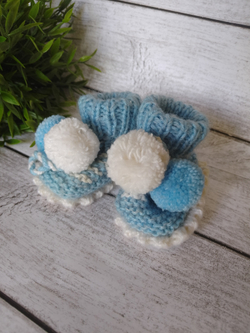 Пинетки с помпонами