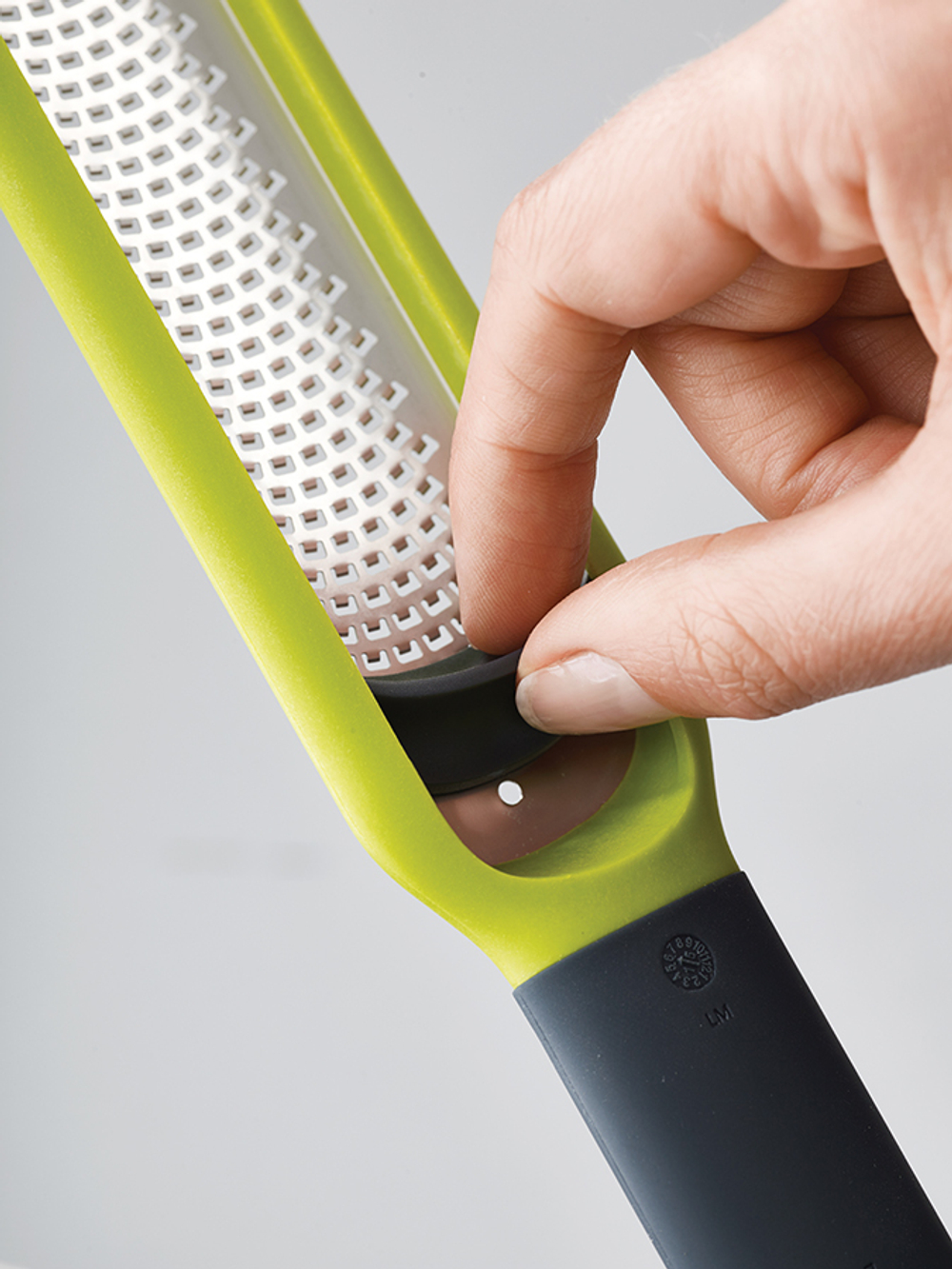 Терка для цедры с очистителем лезвия handi-zest, зеленая