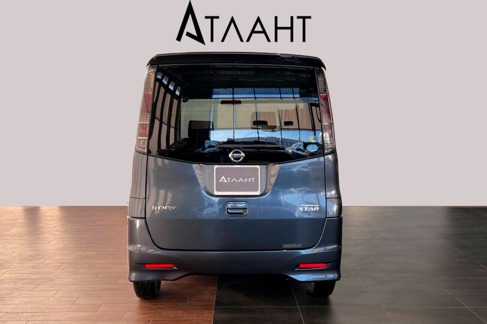 Nissan Roox, 2012 год