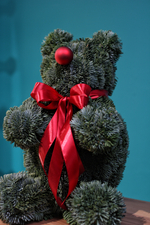 Мишка из живой елки (нобилис)