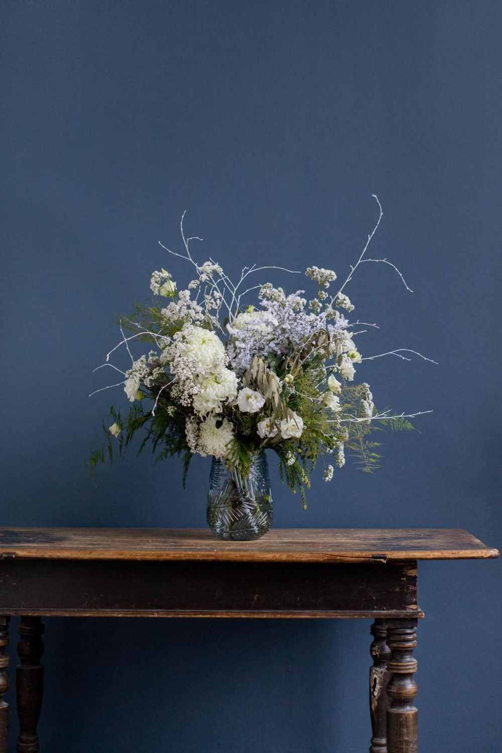 Интерьерный белый