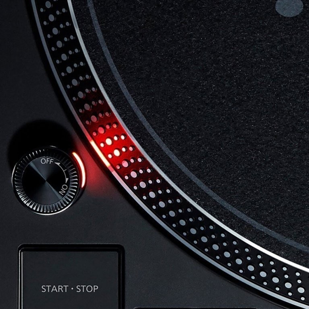 Виниловый проигрыватель Technics SL-1210 MK7 Black