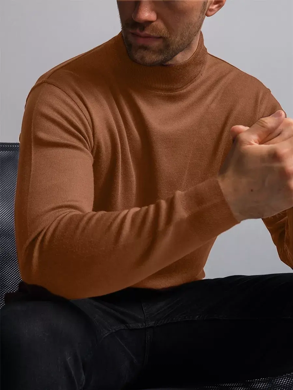 Джемпер однотонный базовый