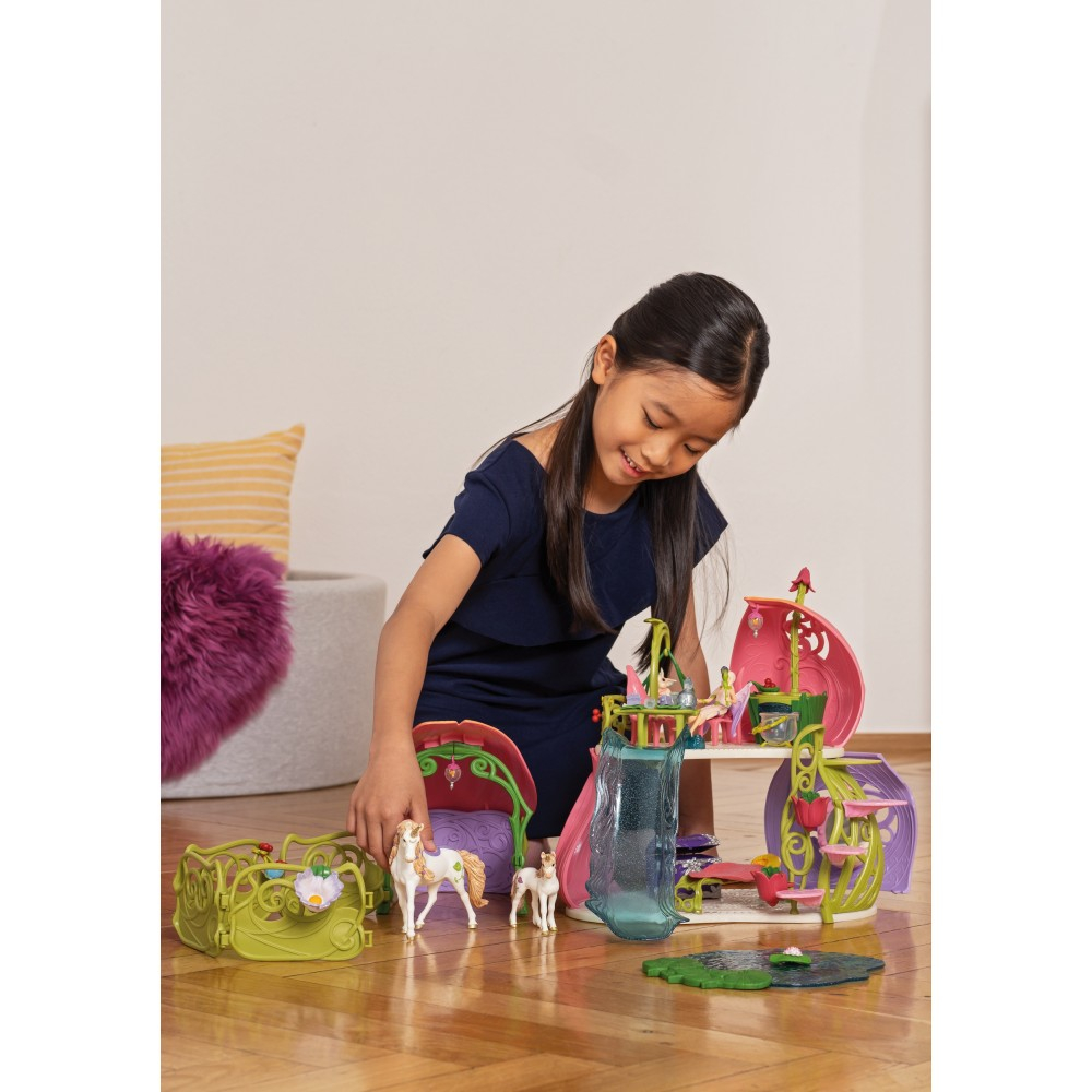 Schleich Świat Elfów Bayala - Набор Цветочный Дом Bayala с озером и конюшней 42445