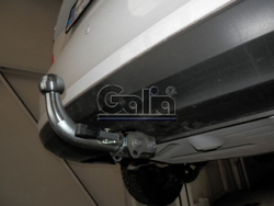 Фаркоп оцинкованный Galia S104C для Skoda Rapid лифтбек/универсал 2013-, SEAT Toledo седан 2013-(паспорт и сертификат в комплекте)(без электрики)