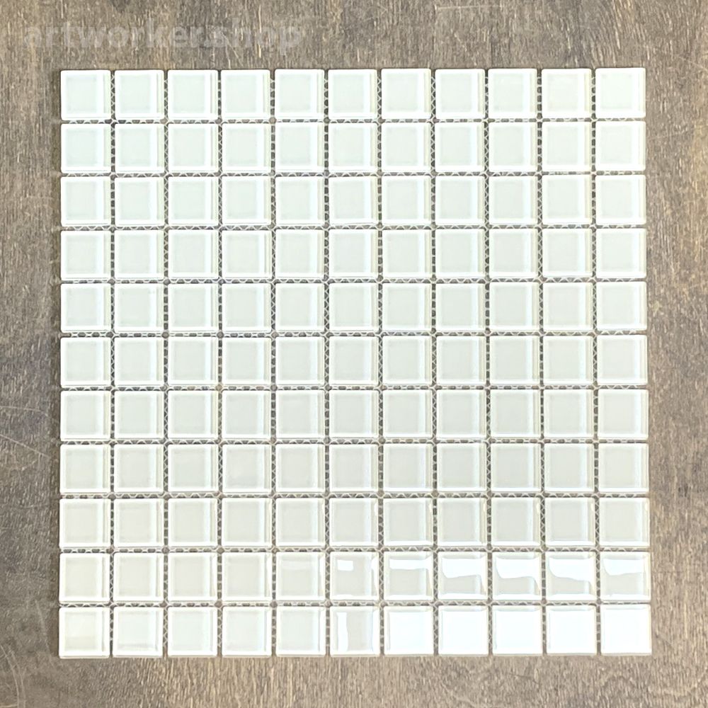 Стеклянная мозаика на сетке белая GMG-01 300х300 мм