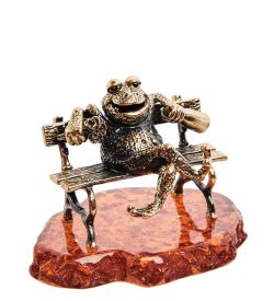 Народные промыслы AM-3027 Фигурка «Лягушка в ожидании свидания» (латунь, янтарь)