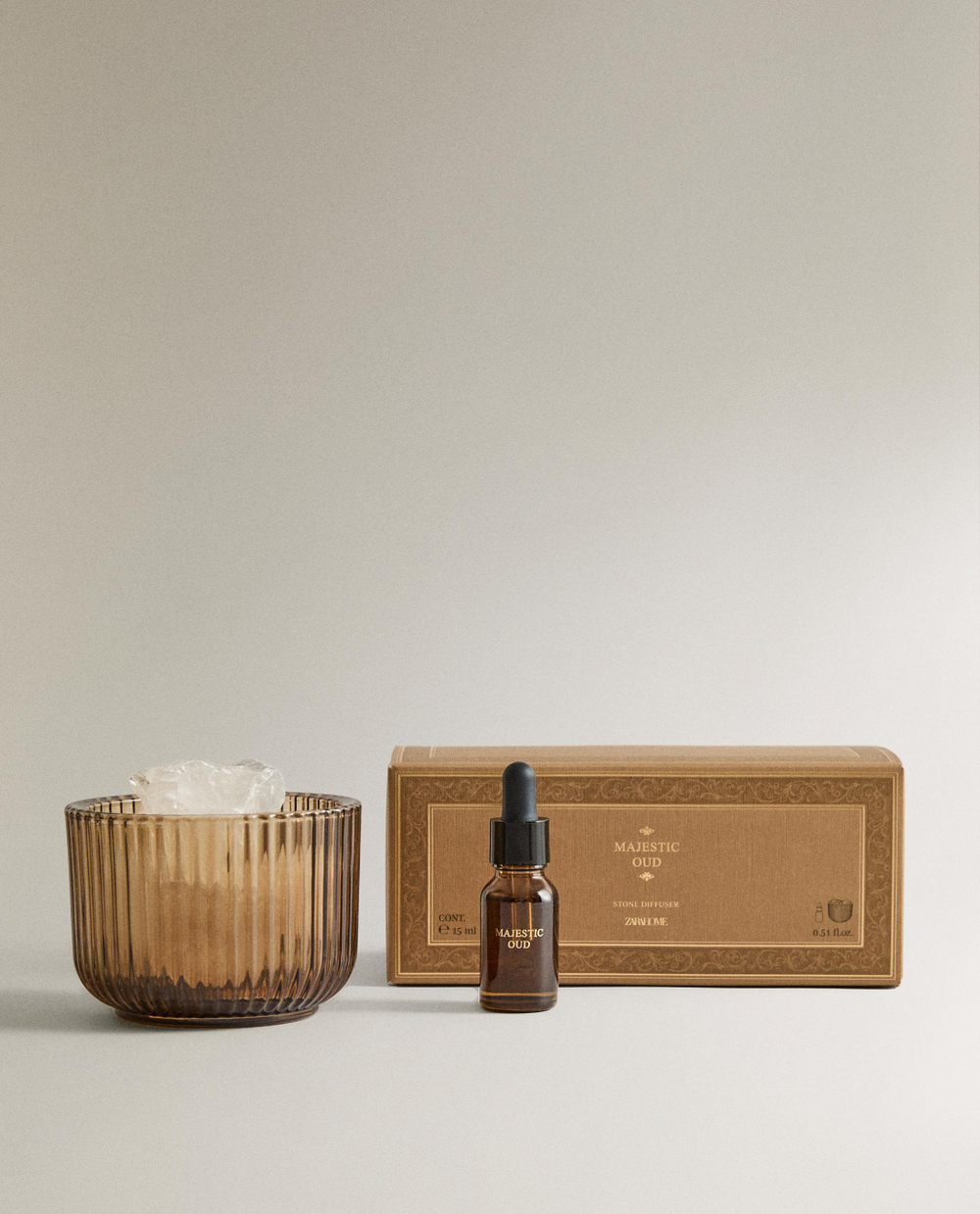 Zara Home Аромадиффузор набор: эфирное масло Majestic Oud 15 мл, вулканические камни и керамическая чаша, восточный древесный аромат, Коричневый