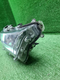 Битая Фара правая Toyota RAV4 5 XA50 (2018-нв) LED