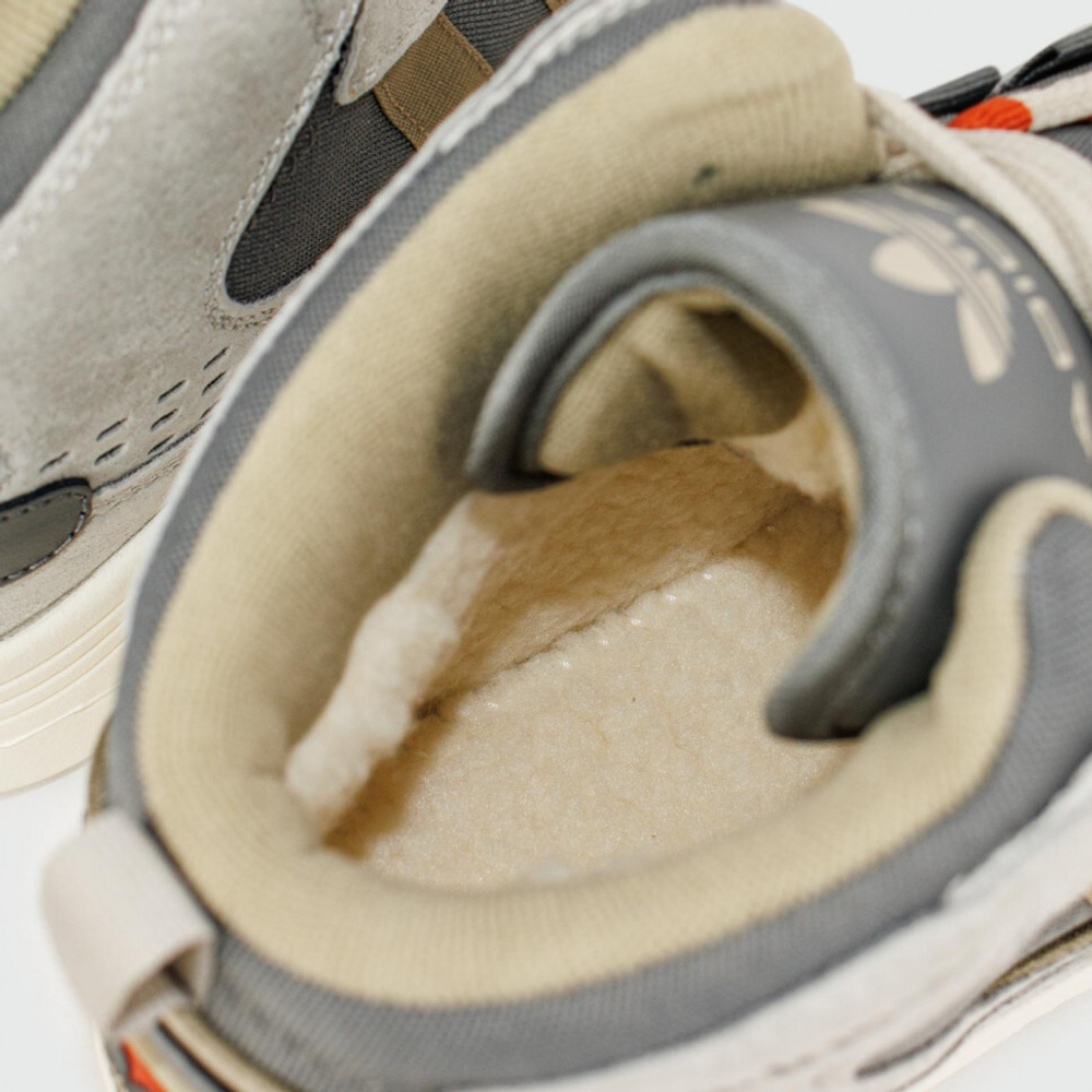 кроссовки Adidas ADI2000 Mid Light Grey / White Winter