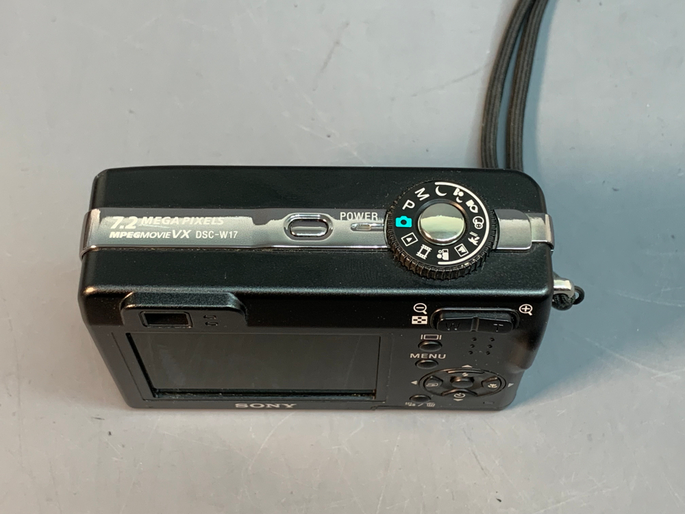 Sony Cyber-shot DSC-W17