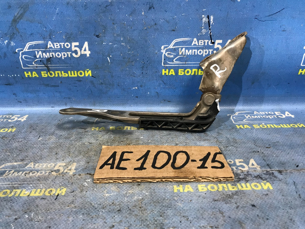 Петля капота правая TOYOTA SPRINTER 1992
