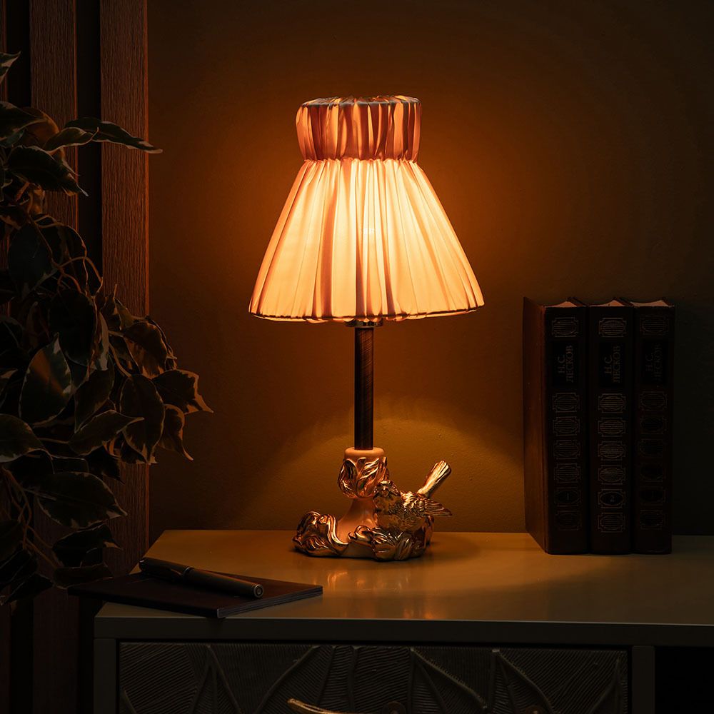 Настольная лампа Белла Айвори с абажуром Адель Айвори