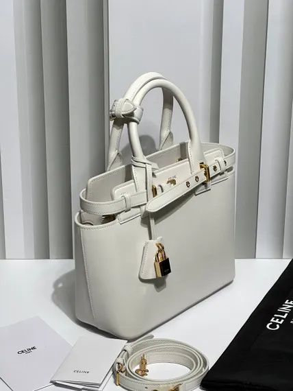 Сумки CELINE TEEN CONTI из натуральной телячьей кожи белая