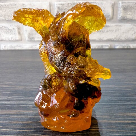 Дракон на скале