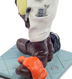 STD-17 Статуэтка «Врач» (W.Stratford)