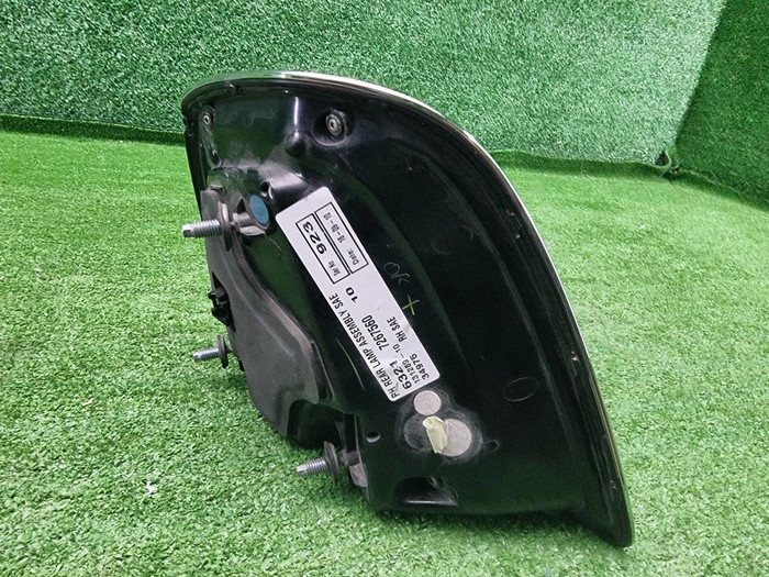 Фонарь правый Rolls Royce Ghost 1 (2010-2020)