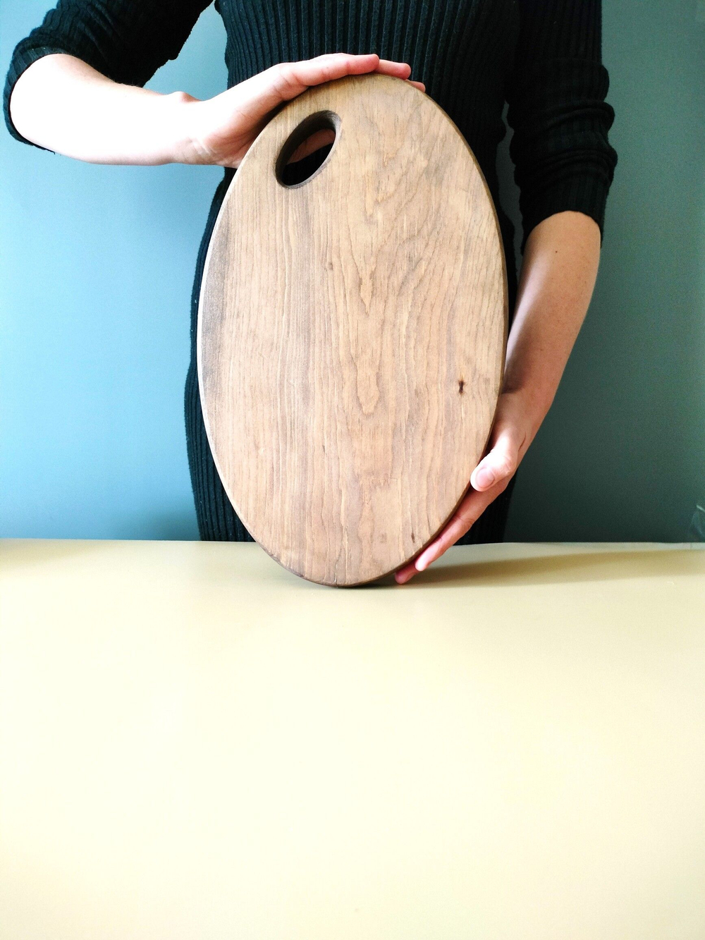 Доска разделочная из дерева сервировочная