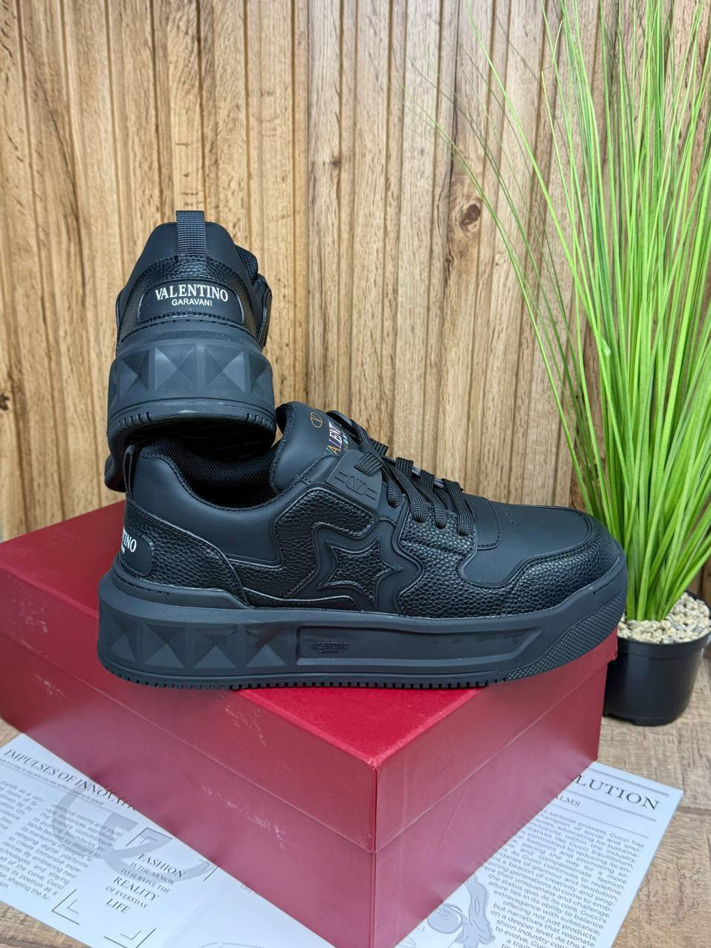 Кеды Valentino