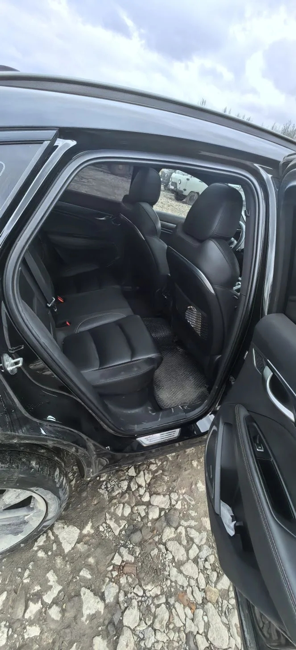 Geely Tugella Flagship Sport 2.0T (238 hp) 8AT 4WD