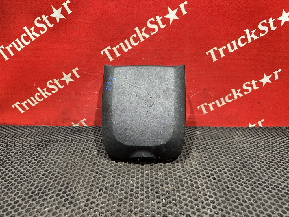 Крышка заднего крыла 2018г.