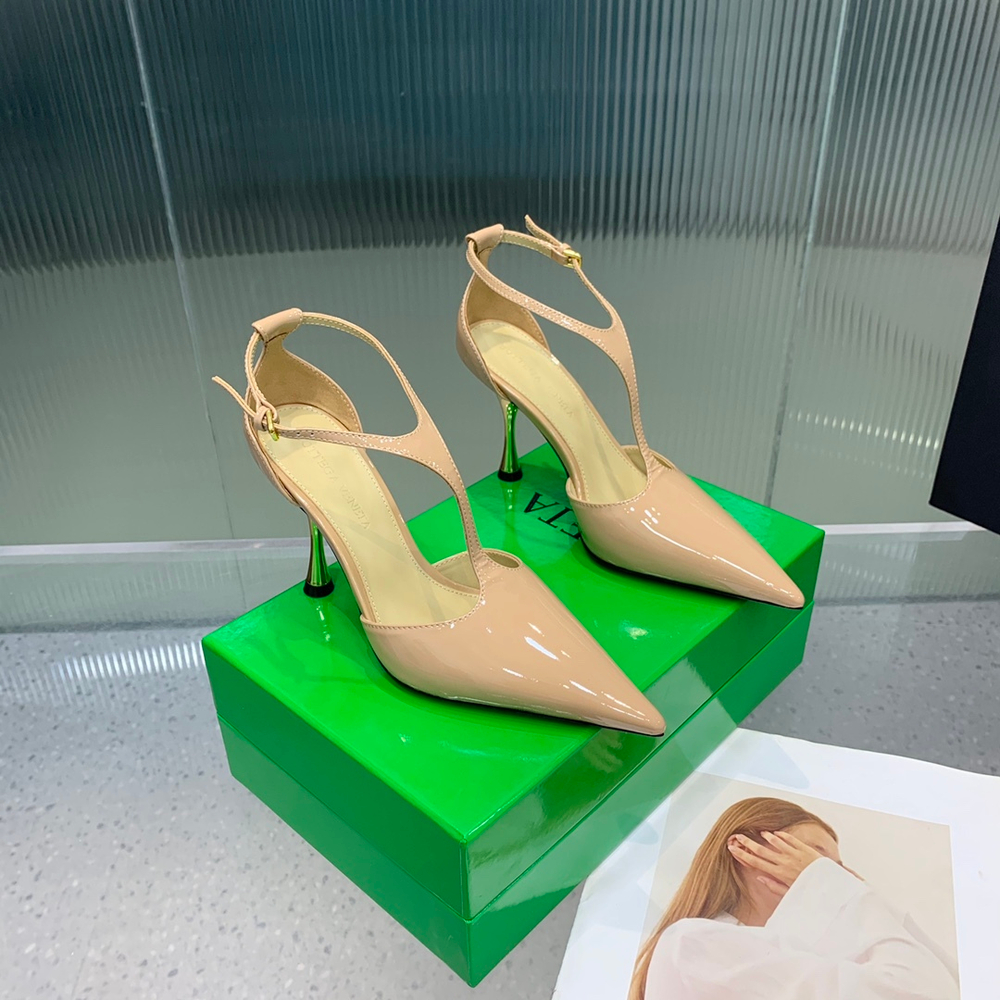 Bottega Veneta Rocket T-Bar Pump 9 cm