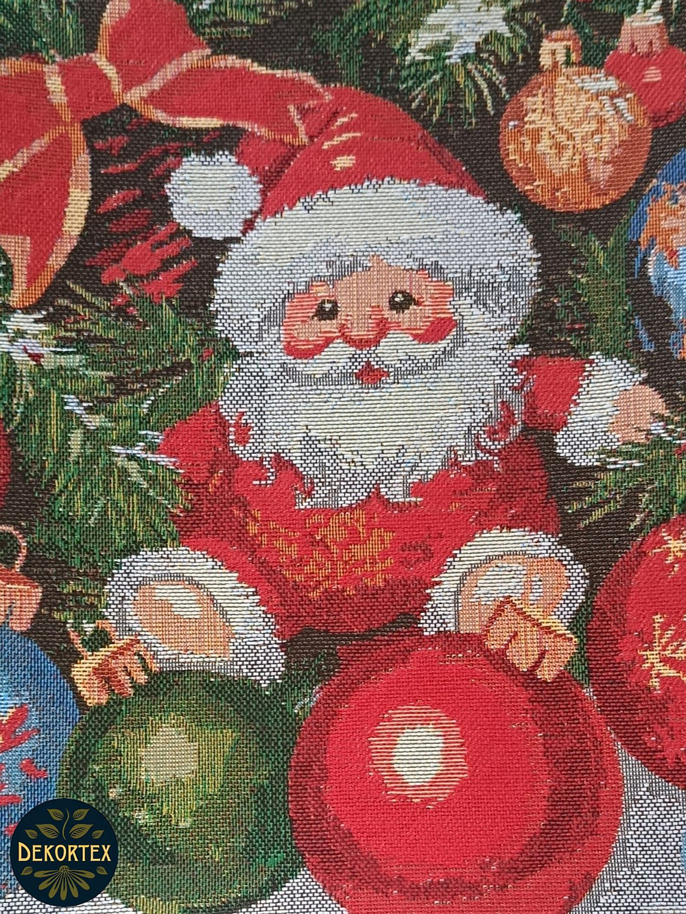 Декоративный гобеленовый чехол для интерьерной подушки Снежная сказка 38*38