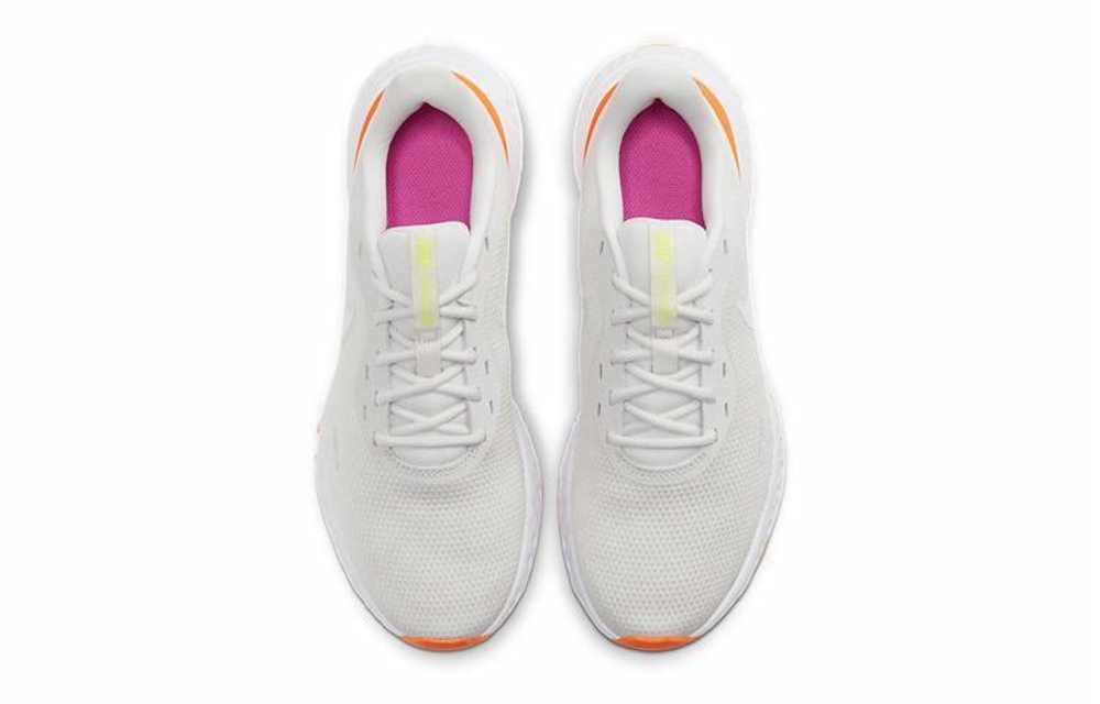 Кроссовки Nike Revolution 5