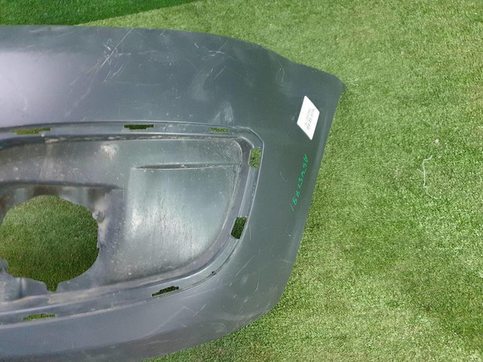 Бампер передний Lada Largus (2012-2021)