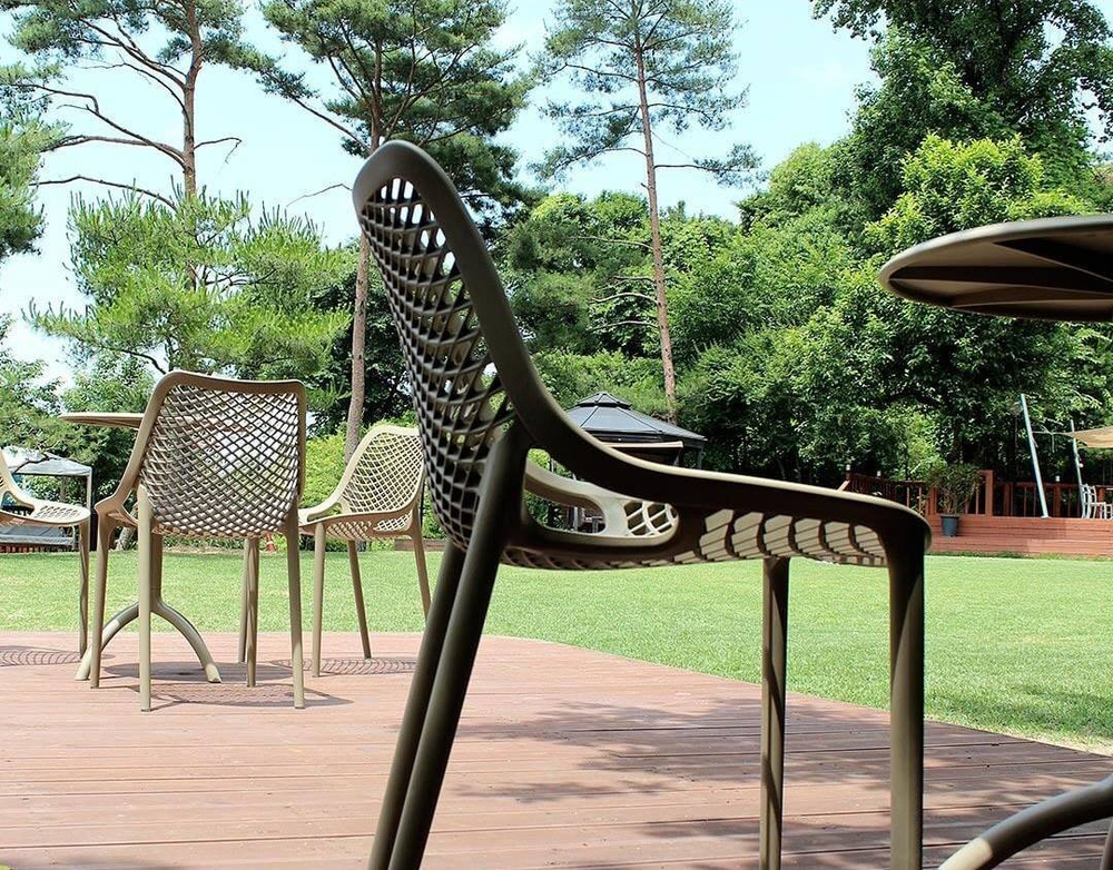 Стул пластиковый, Siesta Contract Air, черный